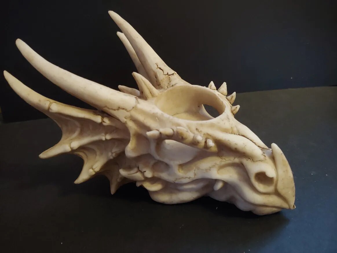 Dragon Skull - T-Lite Holder