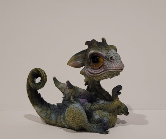 RESIN BABY DRAGON FIGURINE-POSING 3.5"L