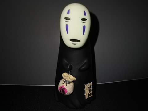 No-Face Figure